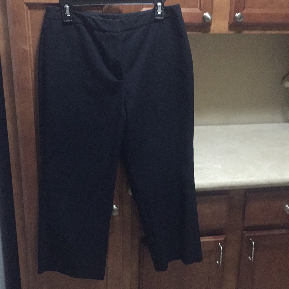 EUC New York & Company Black Dress Capris